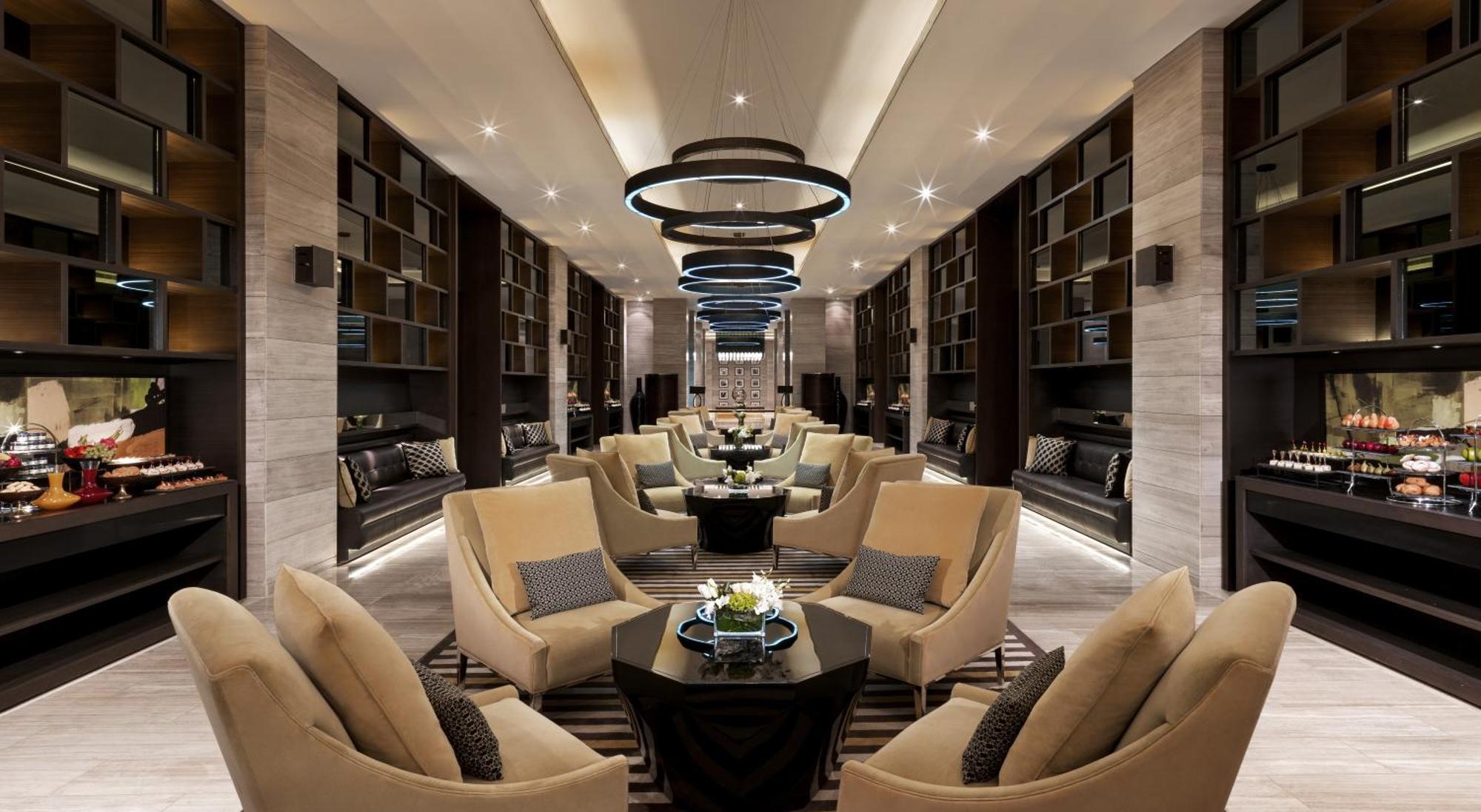 Fairmont Riyadh Eksteriør bilde The Lounge at the airport