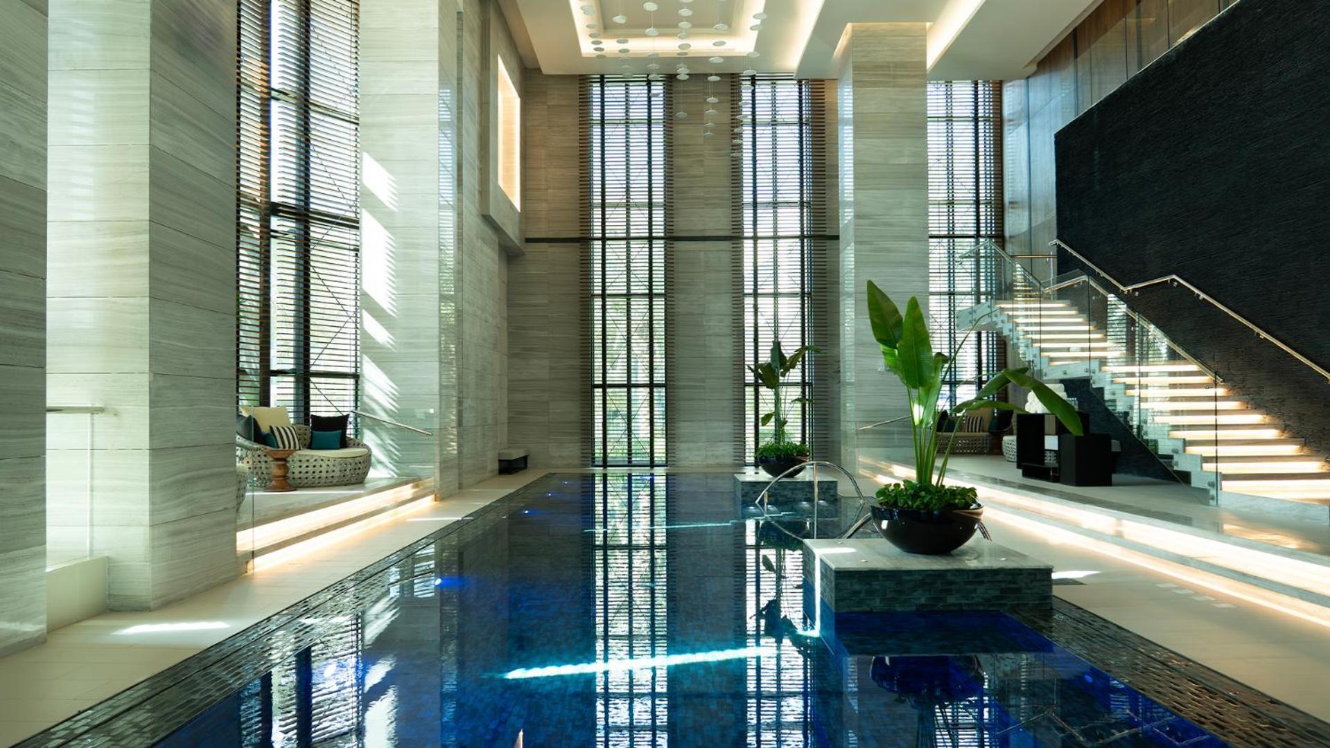 Fairmont Riyadh Eksteriør bilde The swimming pool at the 101 Park Place