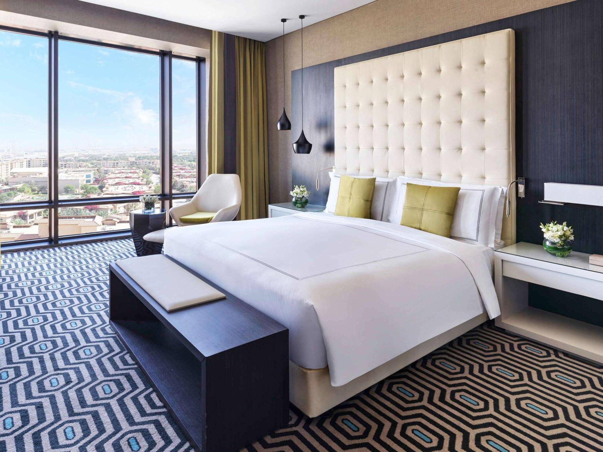 Fairmont Riyadh Eksteriør bilde A bedroom at the hotel